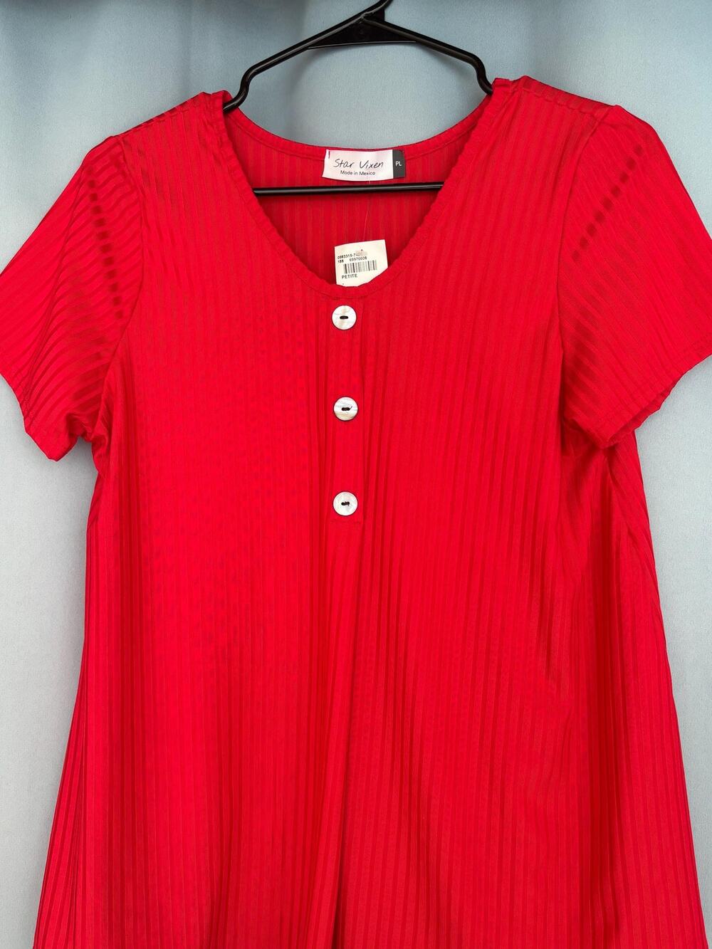 Star Vixen Red Ribbed Top Petite L NWT